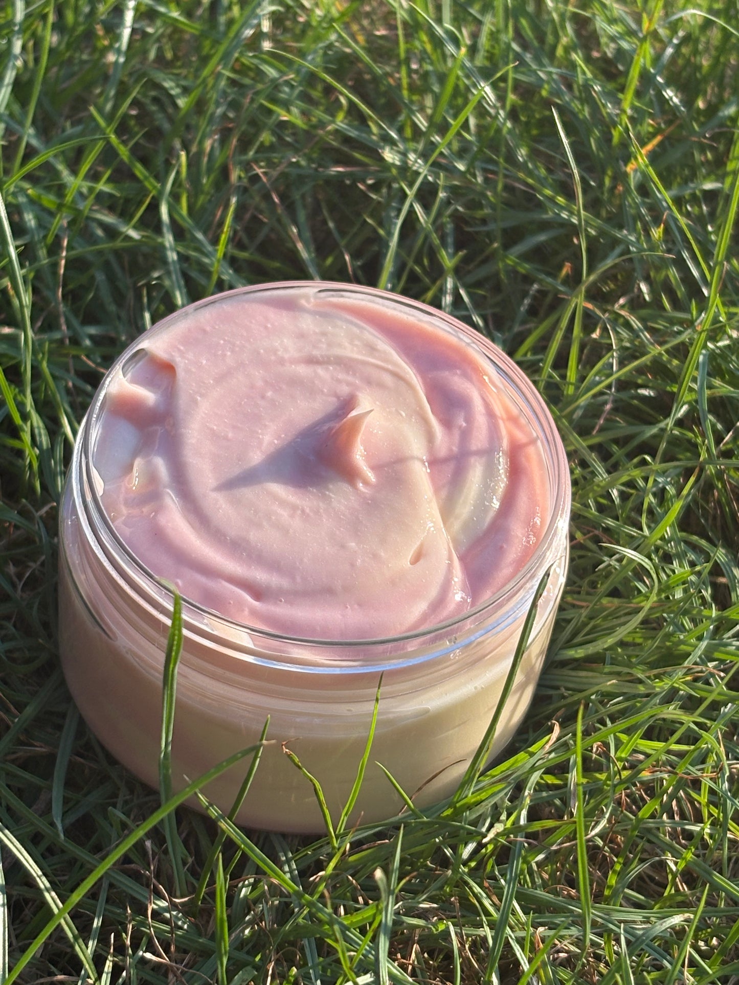 Strawberry Créme Delight Body Créme (4oz) - Limited Edition