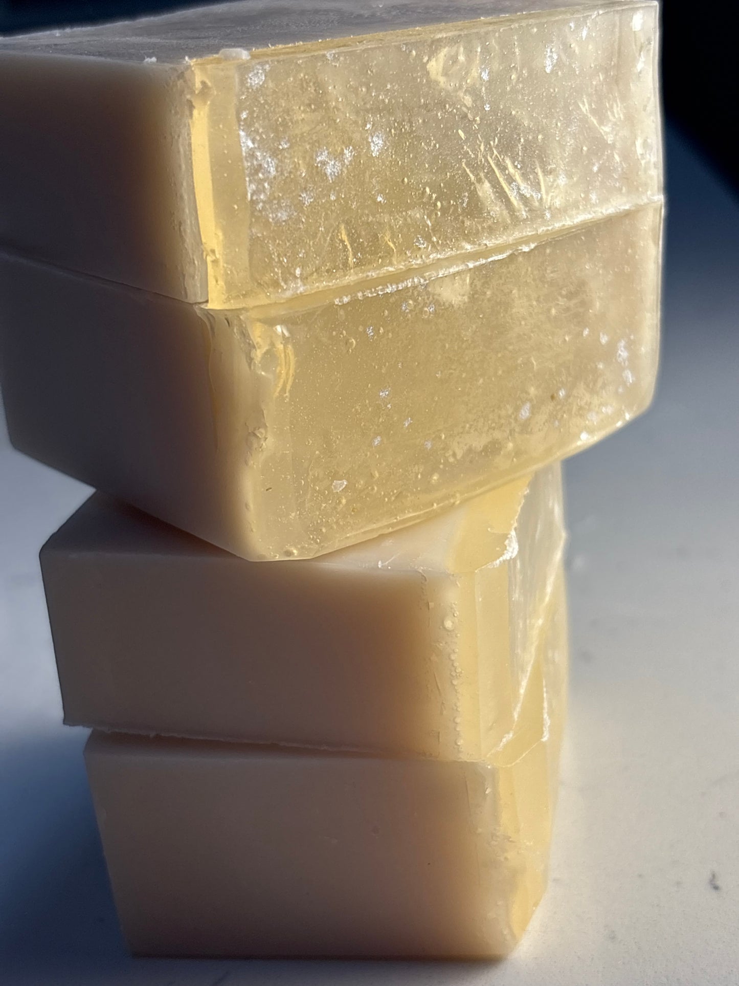 Golden Cashmere Cleansing Bar (3.5oz)