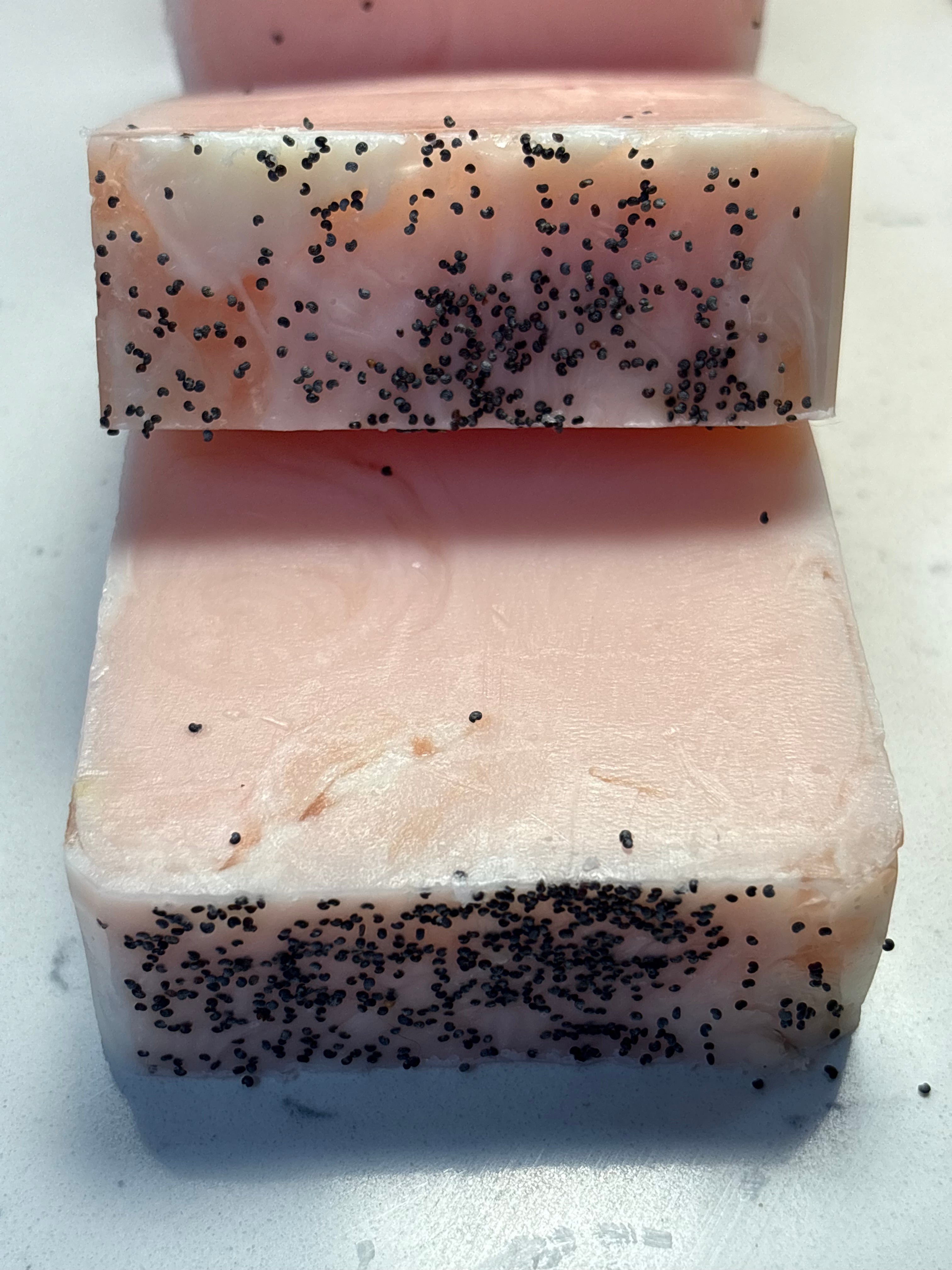 Strawberry Créme Delight  - Cleansing Bar (4oz)