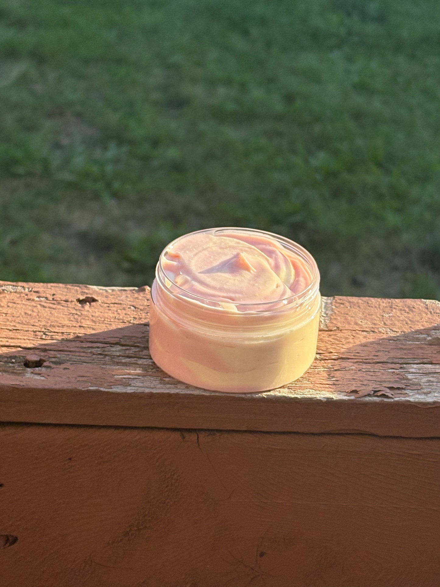 Strawberry Créme Delight Body Créme (4oz) - Limited Edition