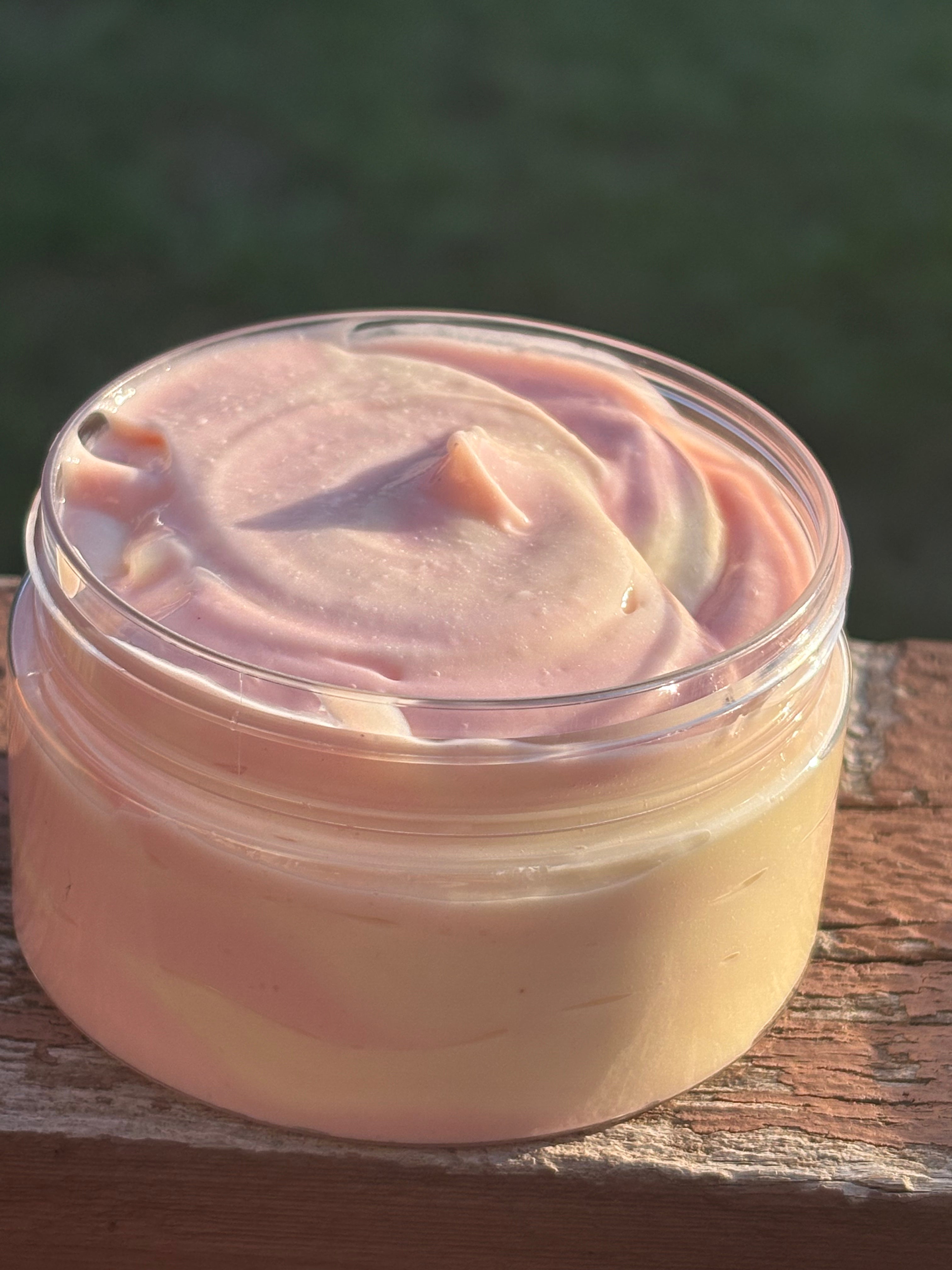 Strawberry Créme Delight Body Créme (4oz)