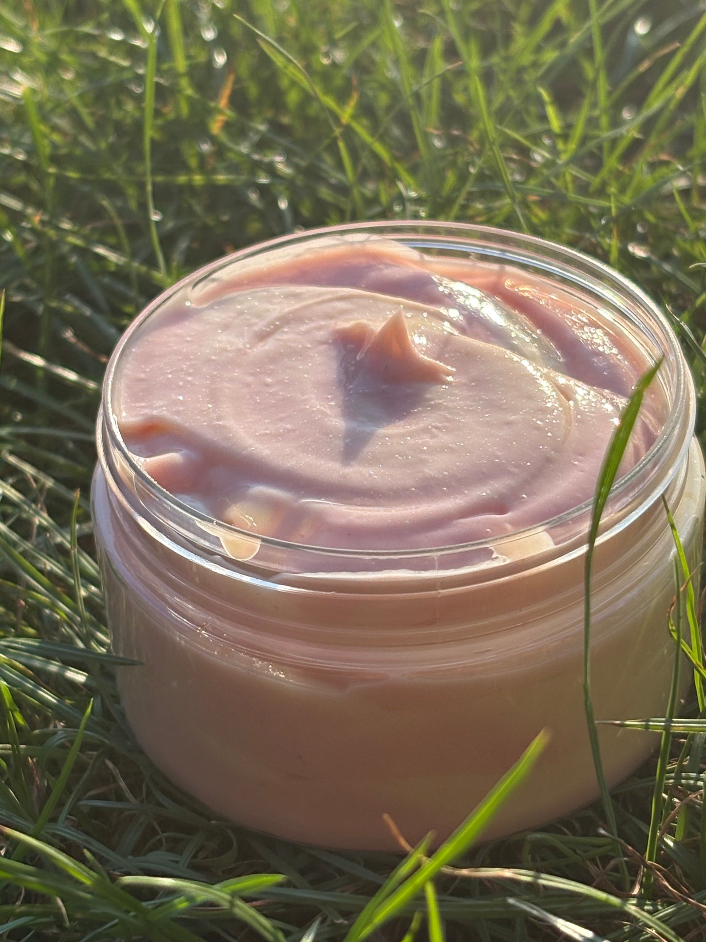 Strawberry Créme Delight Body Créme (4oz) - Limited Edition