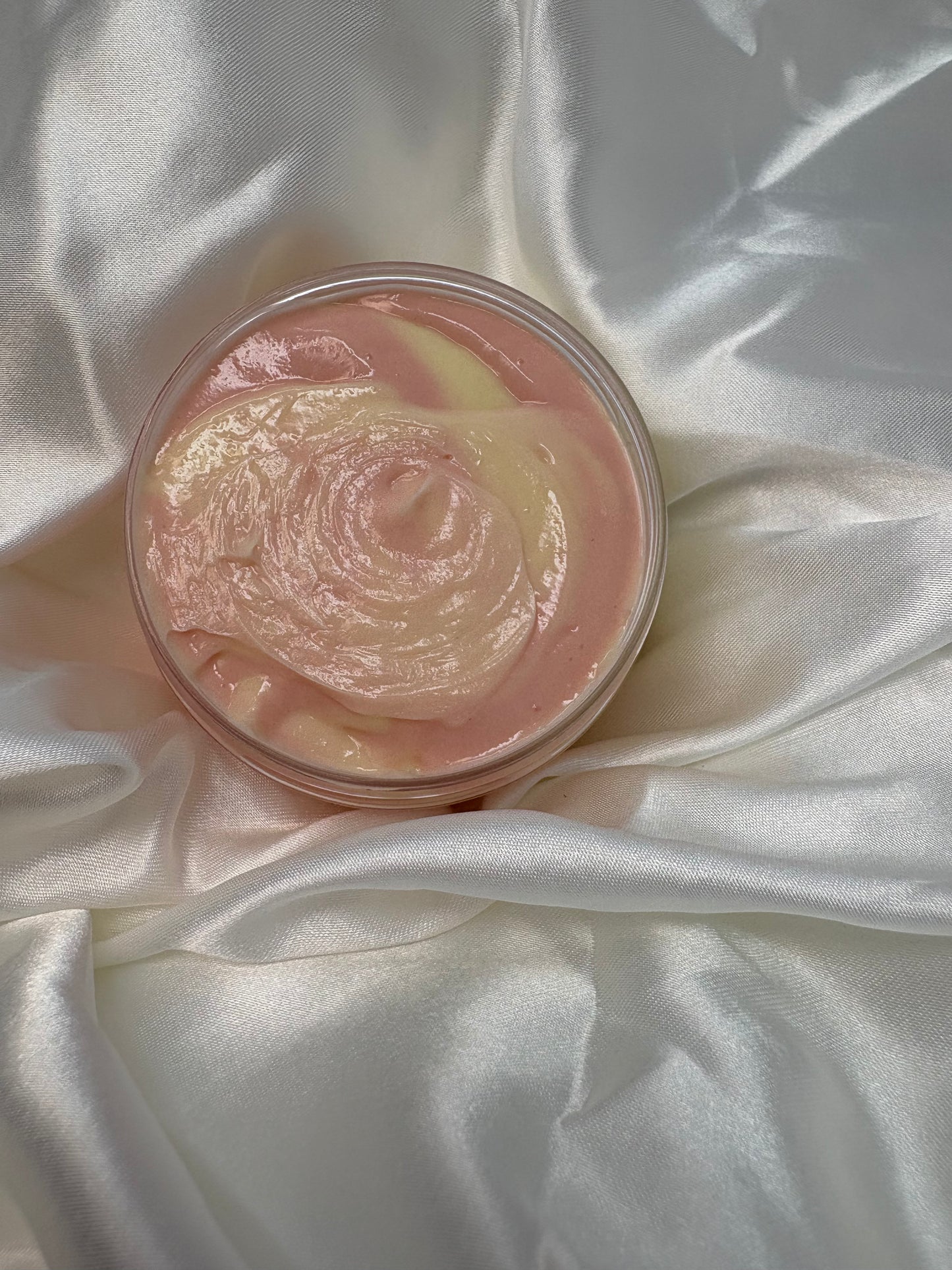 Strawberry Créme Delight Body Créme (4oz) - Limited Edition