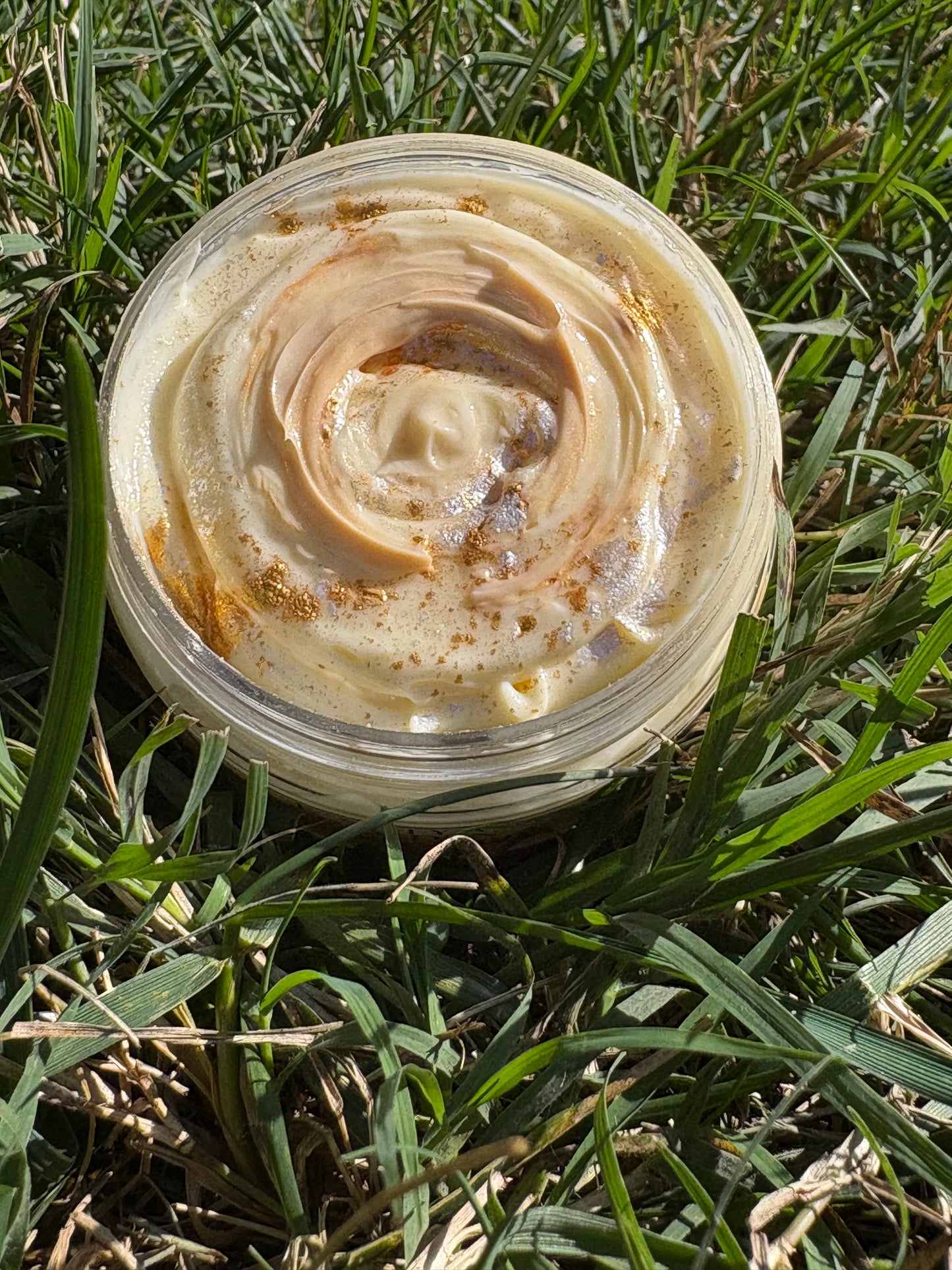 Golden Cashmere Body Créme (4oz)